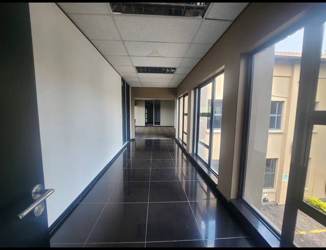601M² OFFICE TO LET IN NOORDWYK